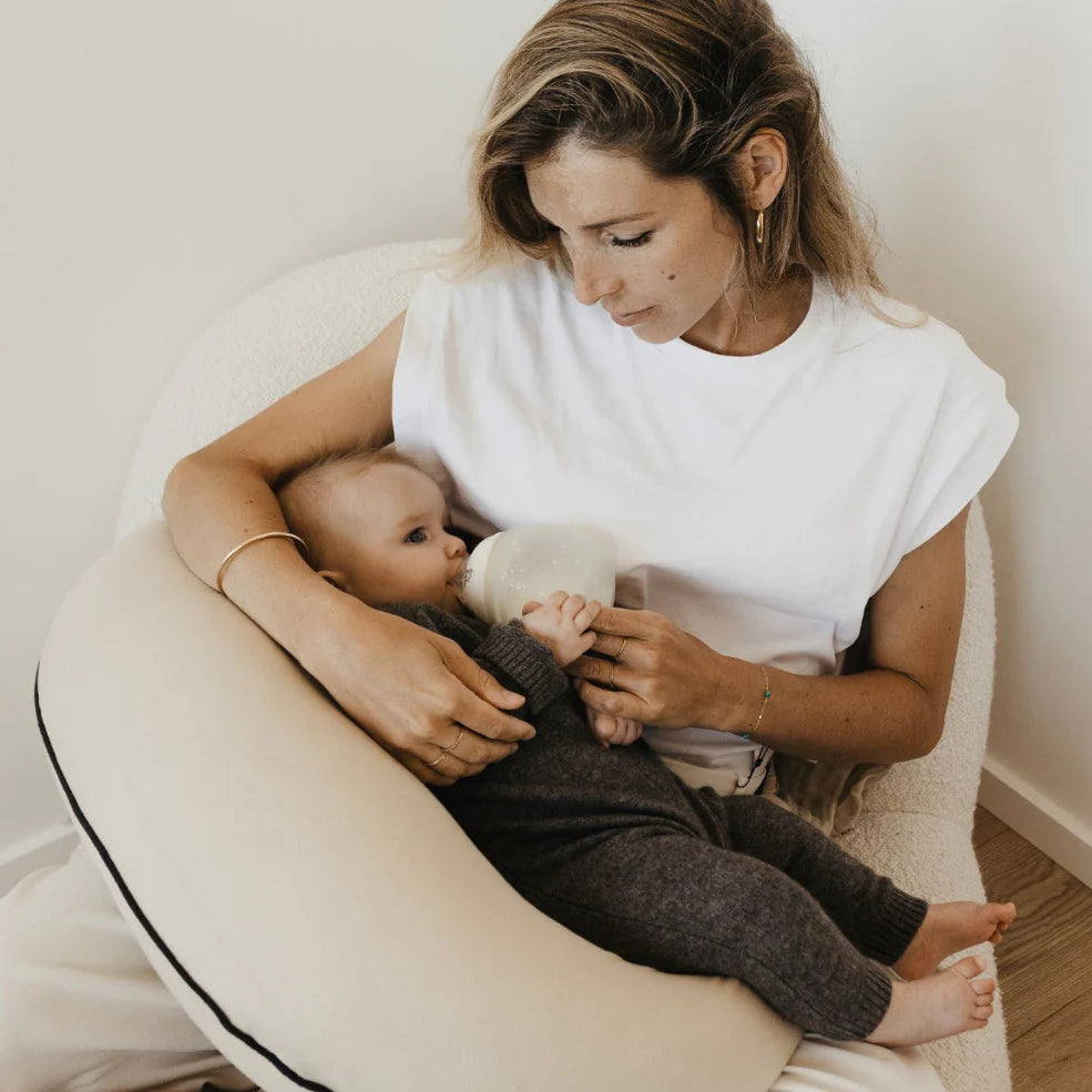 Coussin d'allaitement "Moon" | That's Mine "Sand"